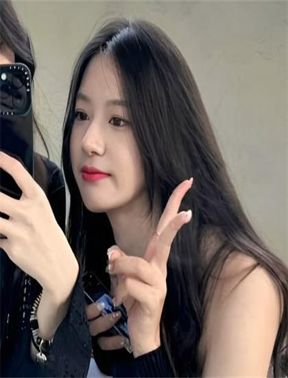 年代剧人物解析：妈妈别哭之寻母归家中的主角的成长历程与心路变化 展现表演艺术的魅力